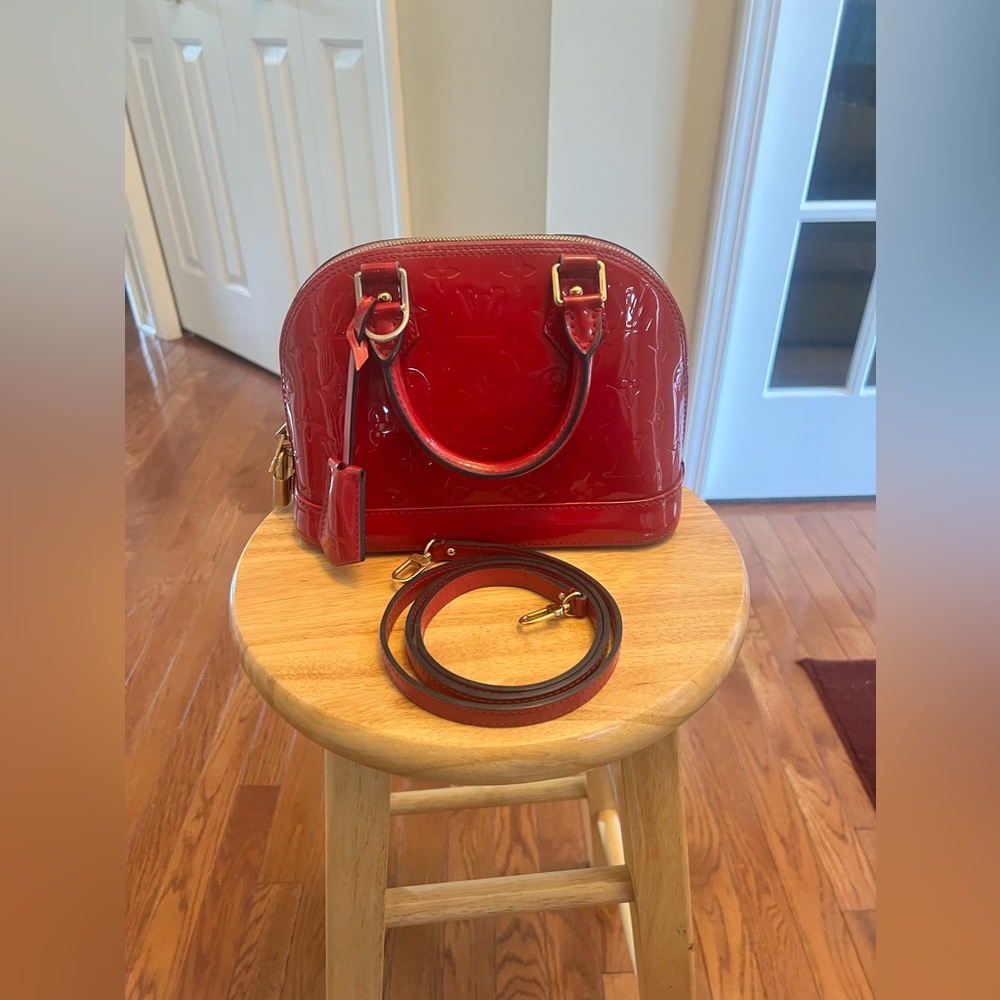 Louis Vuitton Vernis Alma bb